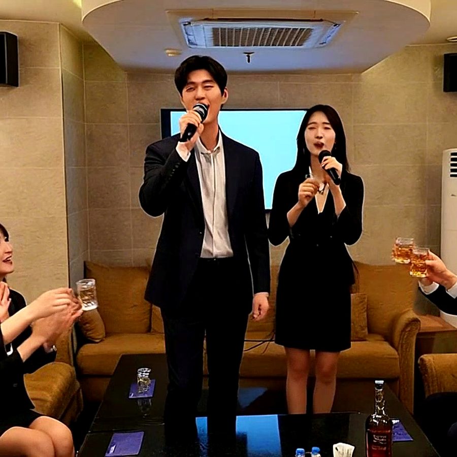 회식 2차 · 그랜드 룸